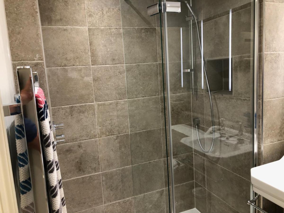Lauras Townhouse Apartments Lansdown Slope Townhouse Bath Kültér fotó
