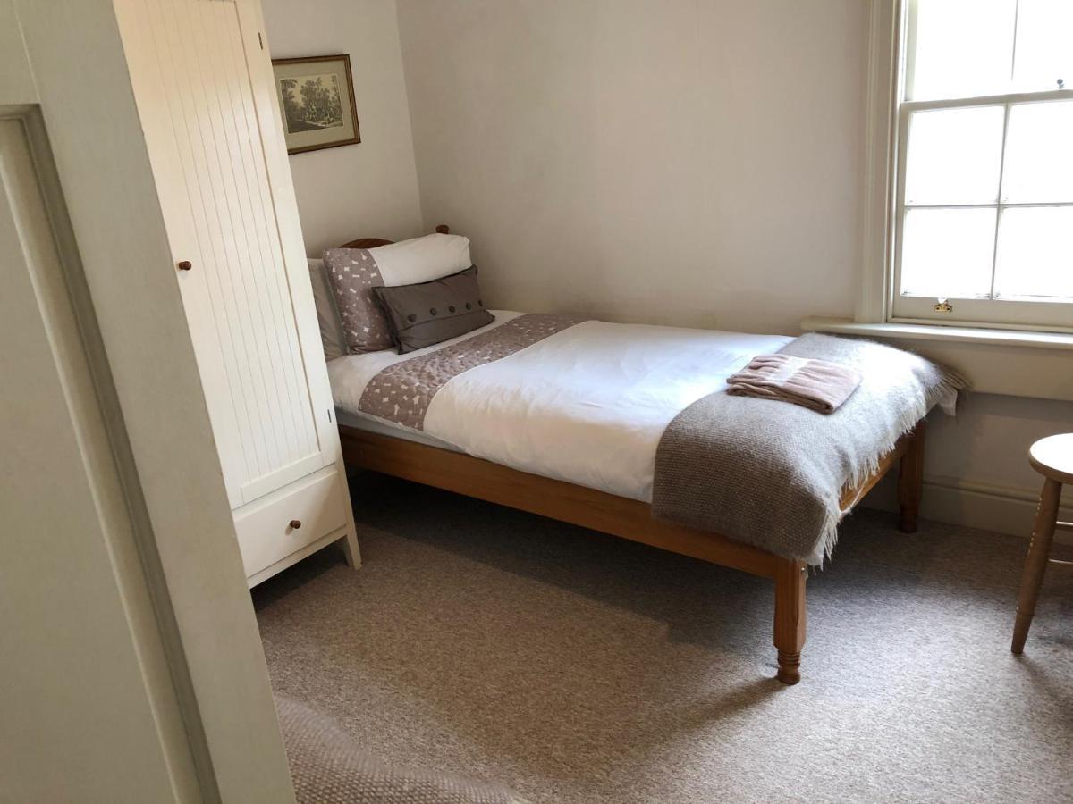 Lauras Townhouse Apartments Lansdown Slope Townhouse Bath Kültér fotó