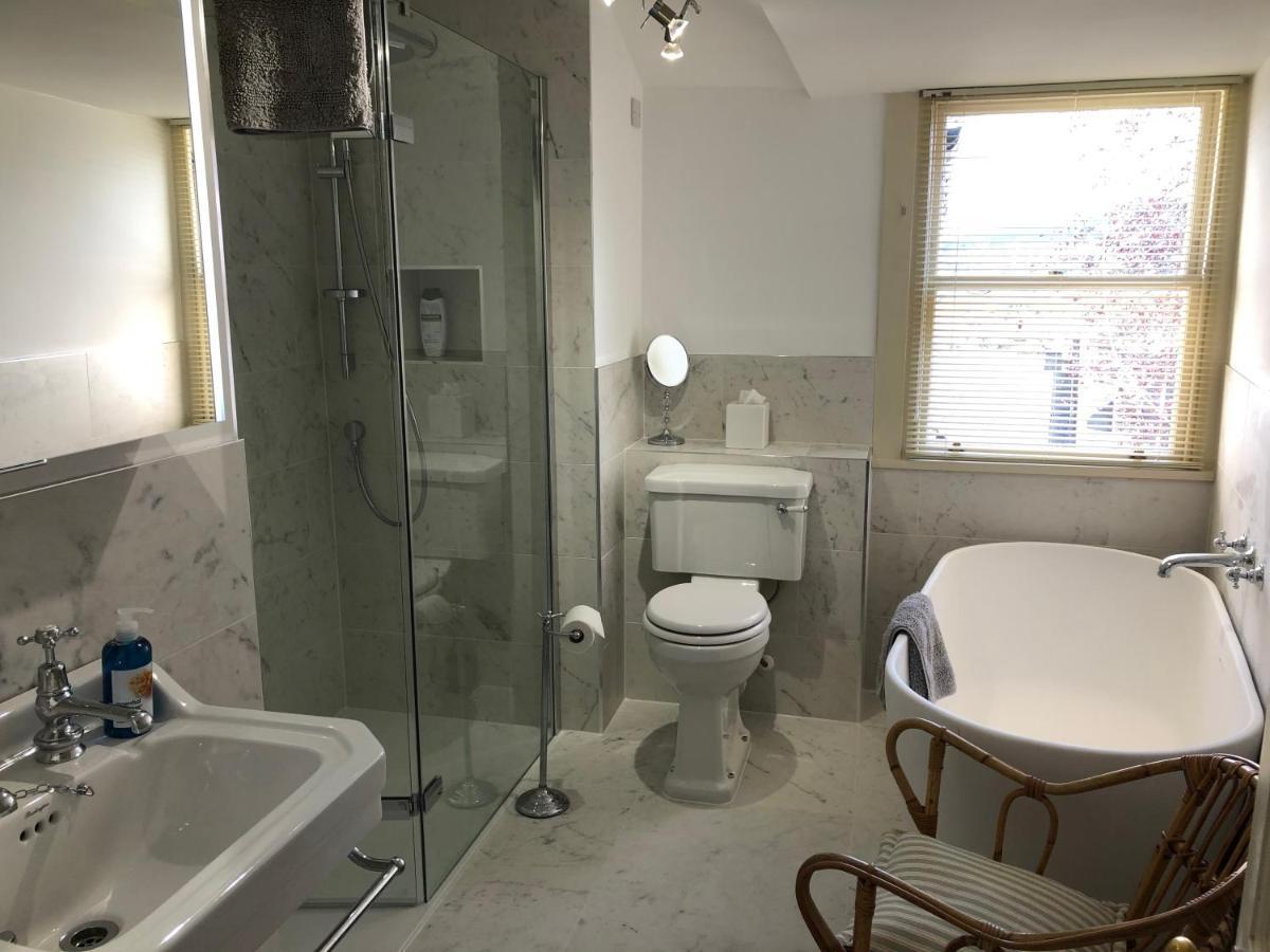 Lauras Townhouse Apartments Lansdown Slope Townhouse Bath Kültér fotó