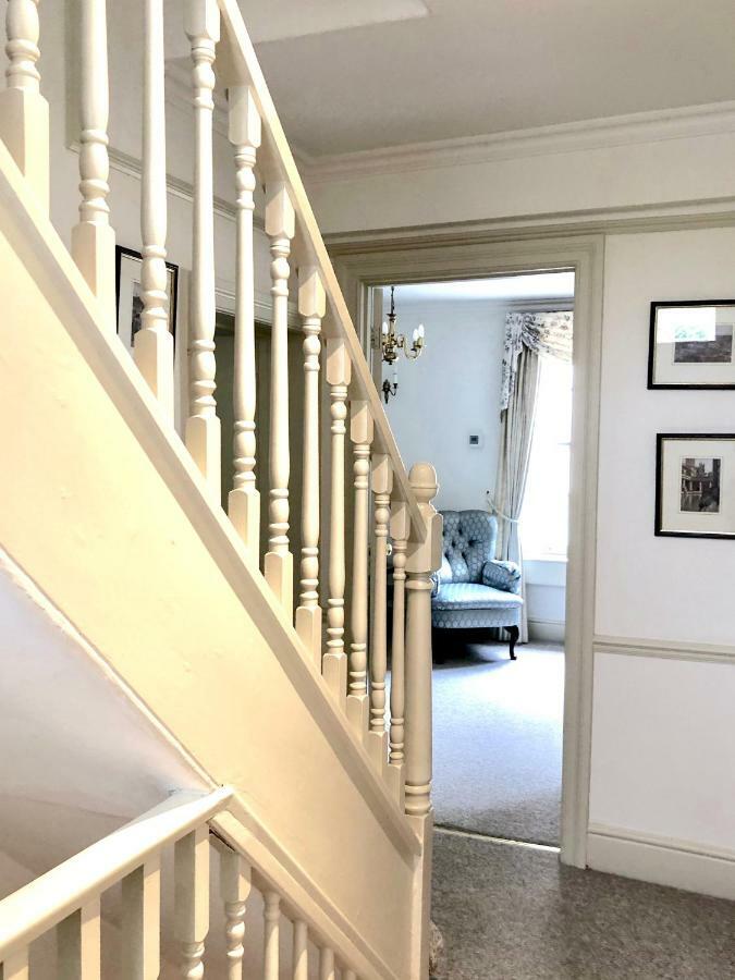 Lauras Townhouse Apartments Lansdown Slope Townhouse Bath Kültér fotó